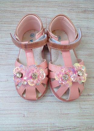 Босоніжки для дівчаток 2