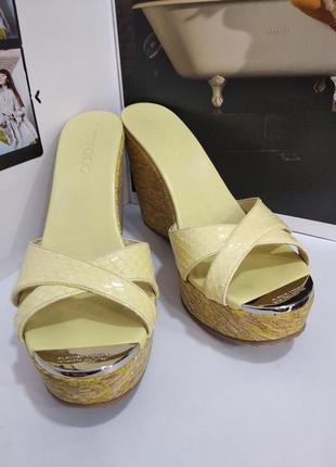 Босоножки на танкетке jimmy choo5 фото