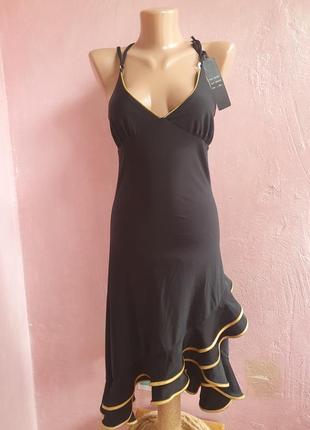 Лайкрова сукня з воланами1 фото