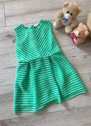 Платье для девочки на 3-4 года