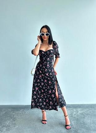 Літня сукня міді софт з відкритою спинкою на шнурівці та розрізом на ніжці в квітковий принт