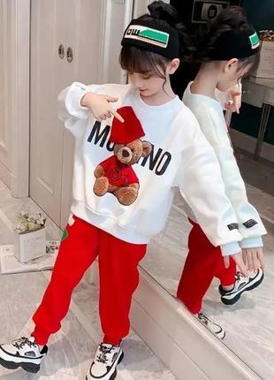 Костюм детский модный трикотажный белая кофта свитшот красные брюки брендовый стильный модный 2023 весенний2 фото