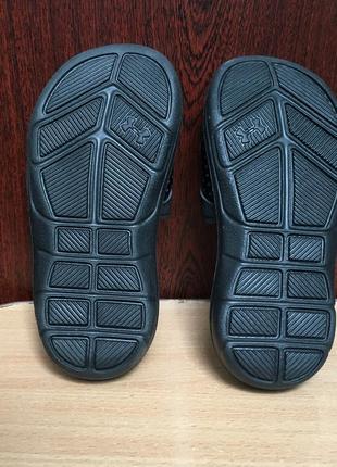 Дитячі тапочки under armour