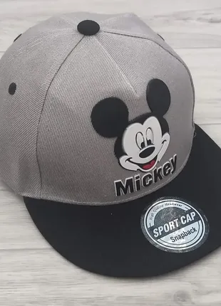 Кепка детская снепбек (snapback) в стиле микки серый с черным 50-54р (2220)