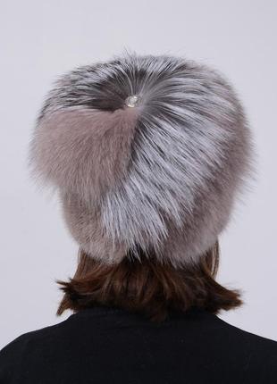 Вязаная женская бини шапка из меха норки с помпоном4 фото