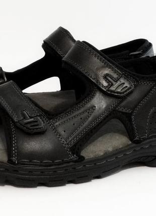 Чоловічі сандалі чорного кольору