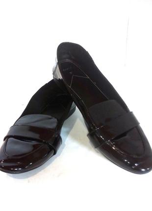 🥿🥿🥿 стильные лаковые туфли лоферы на низком ходу от bershka, р.38-39 код t3906