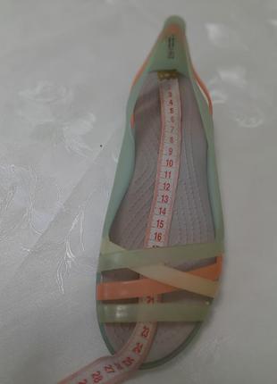 Нежные брендовые балетки сандалии crocs оригинал w810 фото