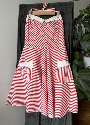 Шикарна сукня під ретро стиль 50-х
