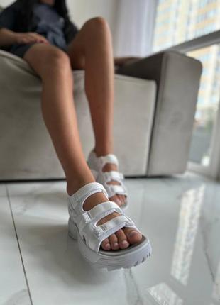 Босоніжки fila disruptor 2 sandal white