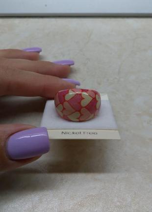 Кольцо сердечки розовое