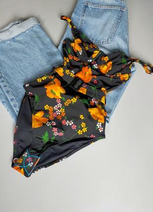 Asos
Слитный купальник с поясом