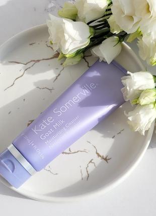 Засіб для вмивання kate somerville goat milk moisturizing cleanser