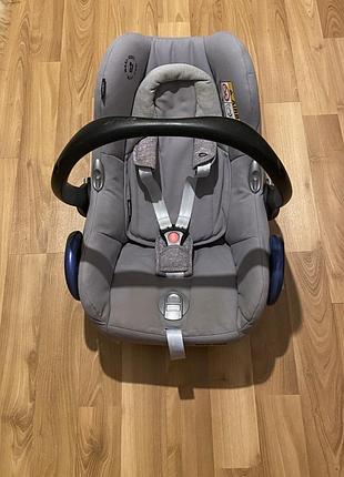Автокресло детское maxi -cosi universal. 0-13kg