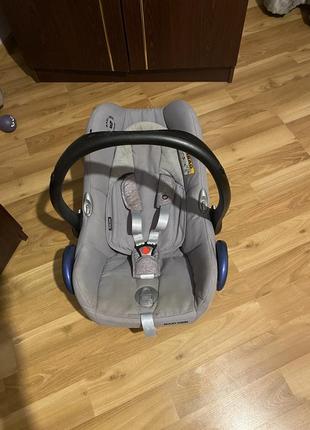 Автокресло детское maxi -cosi universal. 0-13kg