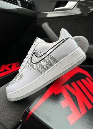 Чоловічі кросівки nike air force 1 x dior white grey3 фото