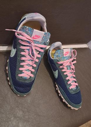 Кроссовки  nike оригинал 46 р. 30 см.