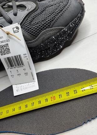 Кроссовки adidas originals mens ozweego trainers grey six/reflect9 фото