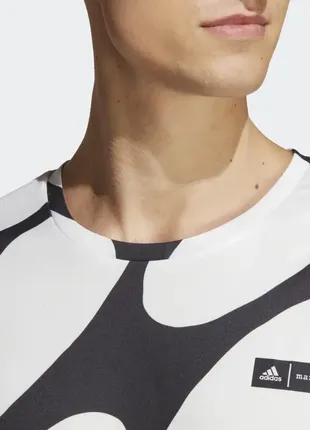 Футболка adidas x marimekko run icons 3-stripes tee black/white5 фото