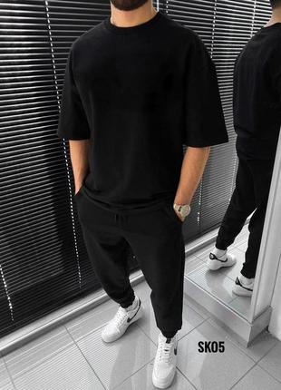 Мужской летний спортивный молодежный трикотажный костюм футболка и штаны оверсайз с принтом  черный2 фото