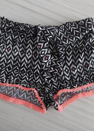 Фирменные шорты вискоза