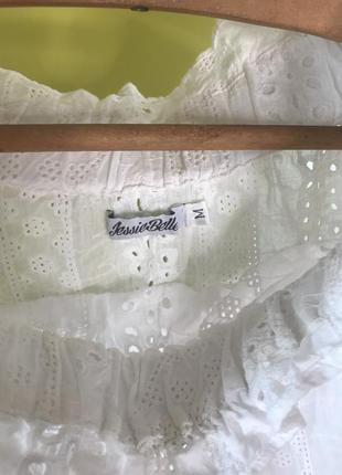 Белая блузка кофточка из прошвы, с голыми плечами2 фото