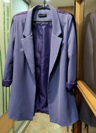 Продам жіночий костюм