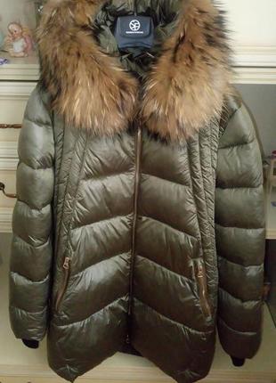 Зимова курточка супер.