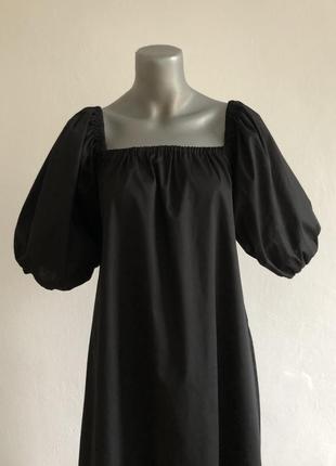 Платье с резинкой черное