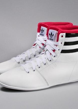 Нові жіночі кросівки adidas boxing chic mid w оригінал