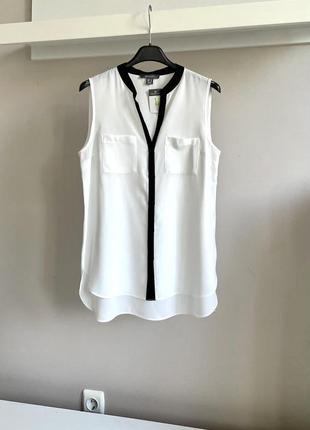 Белая шифоновая блуза без рукавов с черной окантовкой1 фото