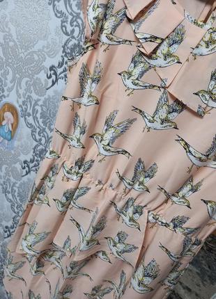 Платье с баской классическое шифоновое птицы2 фото