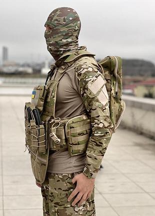 Плитоноска мультикам с подсумками, сумка для сброса магазина и рюкзаком.