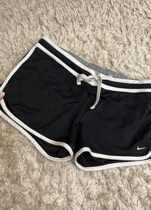 Шорти nike