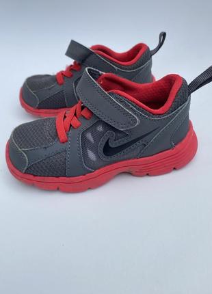 Детские кроссовки nike/кроссовки nike