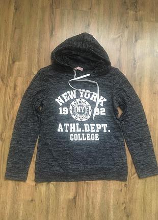 Кофточка з капюшоном