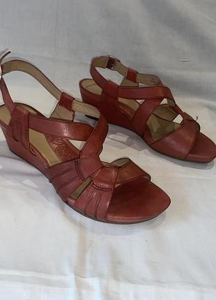 Босоножки *clarks* кожа нижняя р.37.5 -38 (25.00см)