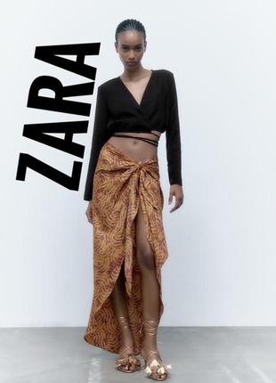 Трендовый топ на завязках zara