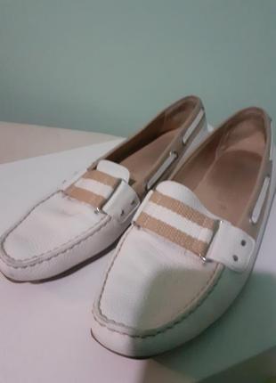 Кожаные мокасины