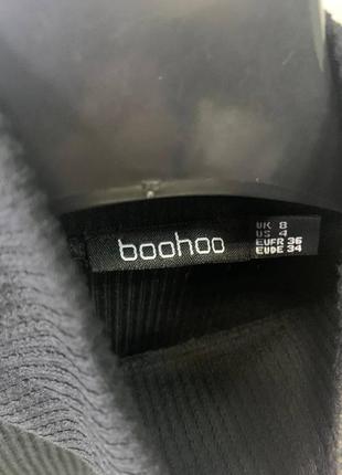 Плаття чорне від бренду boohoo3 фото