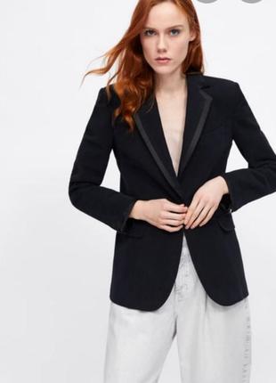 Приголомшливий жакет zara