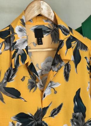 Яркая пляжная летняя мужская рубашка в тропический принт h&amp;m2 фото