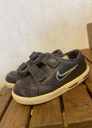 Шкіряні кросівки кеди nike