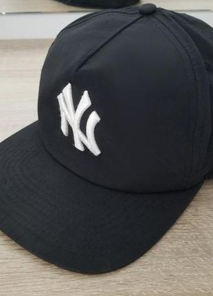 Кепка бейсболка new york yankees new era черная, материал нейлон  ( плащевая  тонкая ткань )3 фото