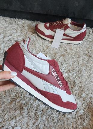 Оригінал. reebok az ii white/red gw3407 нат.замша р.41.eur