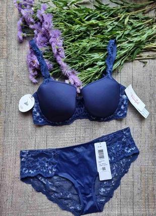 Комплект белья triumph amouette charm 75d/m