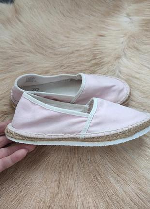 Зручні макасини еспадрільі