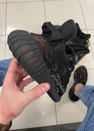 Кроссовки adidas yeezy boost 350 v23 фото