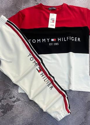 Жіночий костюм в стилі tommy hilfiger1 фото