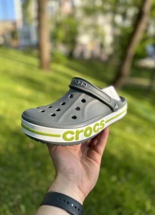 Чоловічі крокси баябенд crocs bayaband grey сірого  кольору8 фото